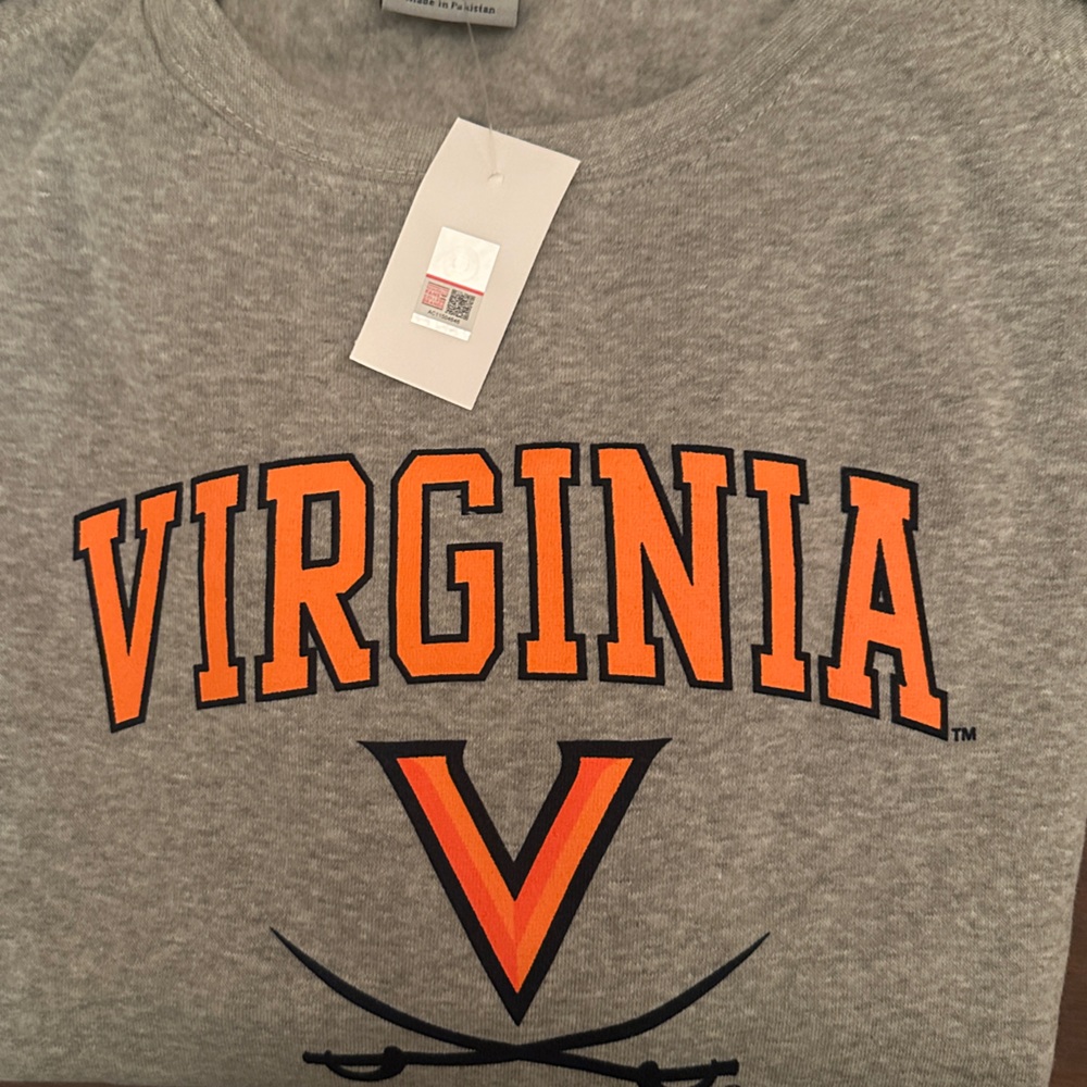 NWT University of Virginia (UVA) MV Sport super soft sweatshirt Size Large